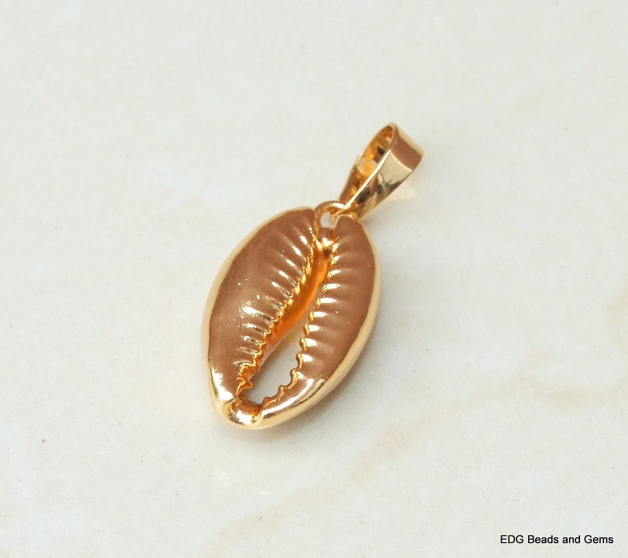 Gold Plated Cowrie Shell Pendant, Shell Charm, Cowrie Shell Necklace, Seashell Necklace, Beach Necklace, 24k Gold, Seashell jewelry, 20-25mm - EDGBeadsandGems