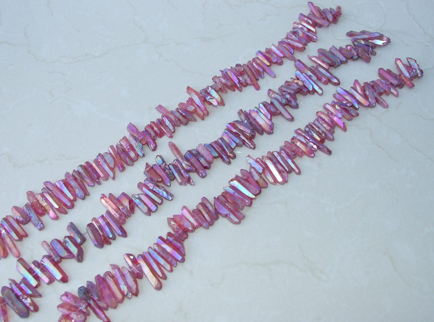 Dark Red Titanium AB Quartz Points, Quartz Points Strand, Raw Random Length Quartz Points, Quartz Crystal Points, Gemstone Beads, 20-30mm - EDGBeadsandGems