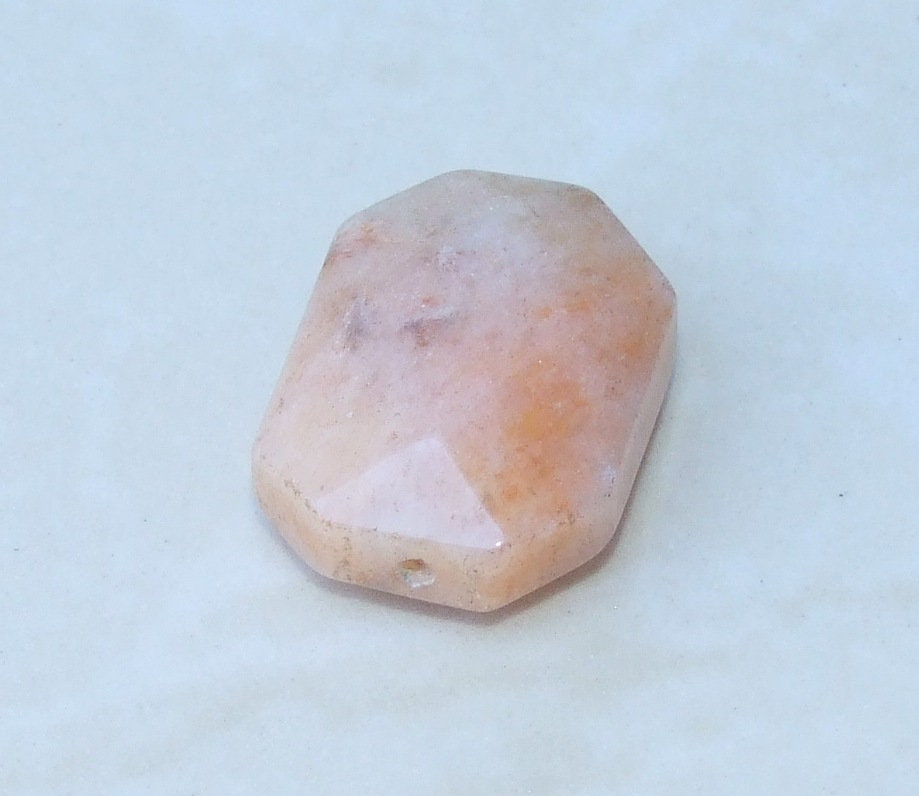 Yellow Aventurine Faceted Bead, Natural Stone, Faceted Gemstone Bead, Gemstone Pendant, Centered Drilled, Single Stone, 20mm x 28mm - 9039 - EDGBeadsandGems
