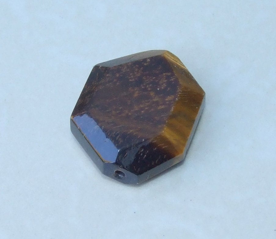 Tiger Eye Stone, Natural Stone Bead, Gemstone Bead, Polished Gemstone Pendant, Faceted Jewelry Stone, Necklace Pendant, 25mm x 31mm - 9204 - EDGBeadsandGems