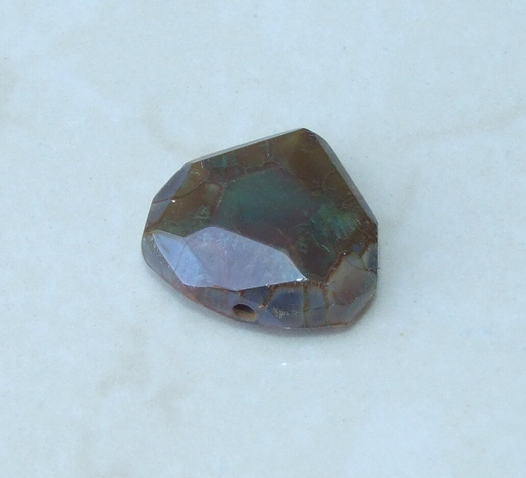 Green Fire Agate - Natural Stone - Faceted Stones - Gemstone Beads - Loose Stones - Center Drilled - Single Stones - 23mm x 26mm - 9932 - EDGBeadsandGems