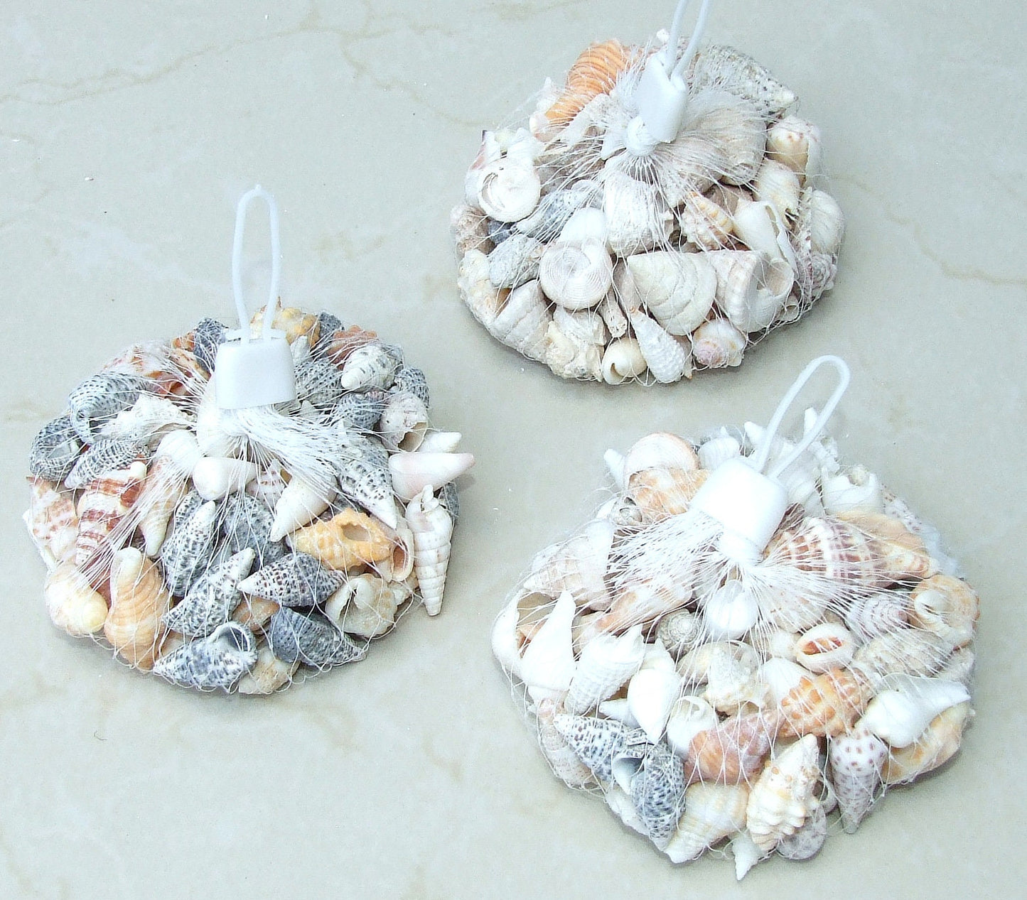 Net Full of Shells, Mixed Natural Seashells, Spiral Shells, Clam Shells, Scallop Shells, Undrilled Craft Shells, 80-100 Shells, 15-40+mm 015 - EDGBeadsandGems