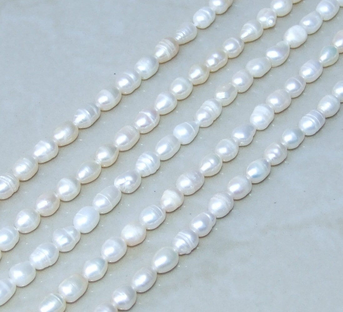 Natural Cultured Freshwater Pearl Beads, Rice Shape, 6mm x 7mm, Half strand, 05D - EDGBeadsandGems