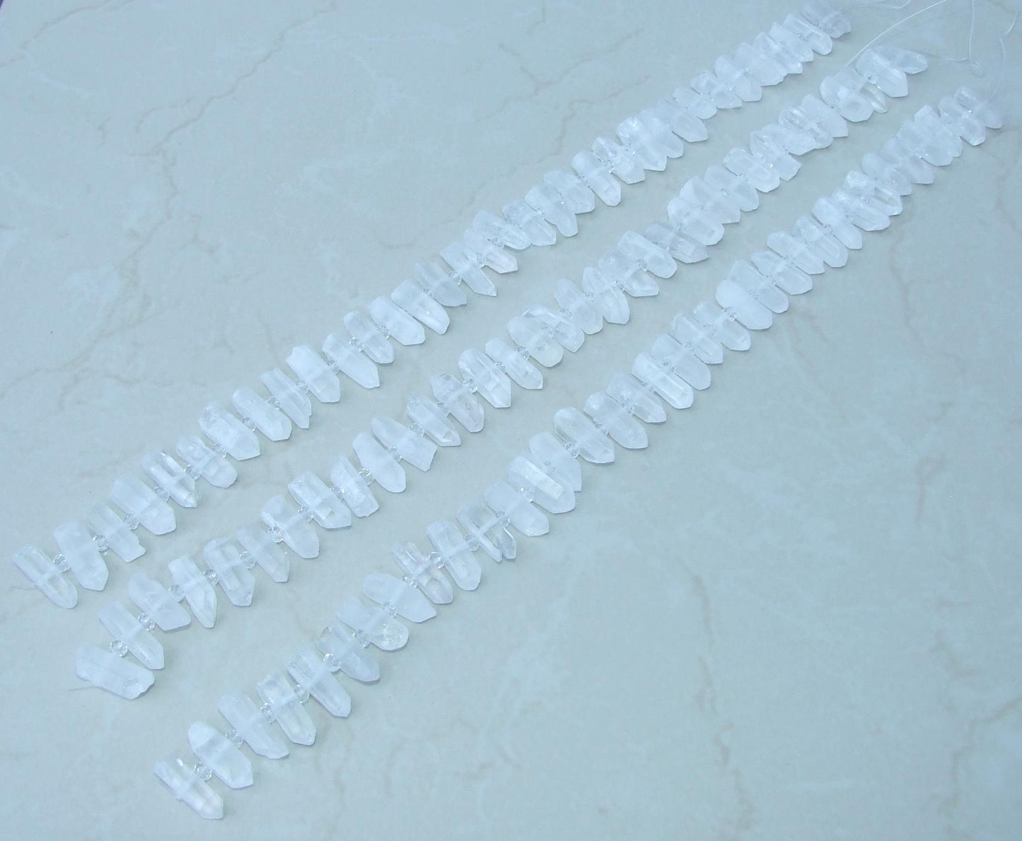 Clear Raw Terminated Quartz Points, Crystal Beads, Quartz Gemstone, Crystal Points, Half Strand, 25-28mm x 7-8mm, 15-16 Points - EDGBeadsandGems