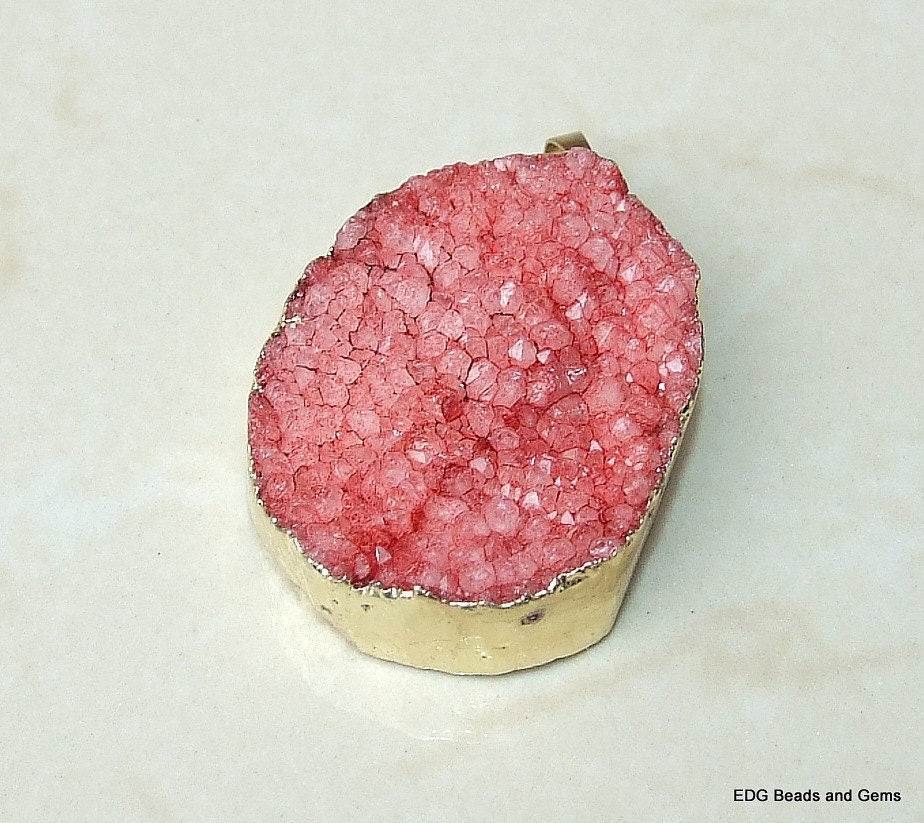 ON SALE Red Agate Quartz Druzy Pendant, Quartz Druzy Pendant - Geode - Gold Edge - 33mm x 42mm - 592 - EDGBeadsandGems