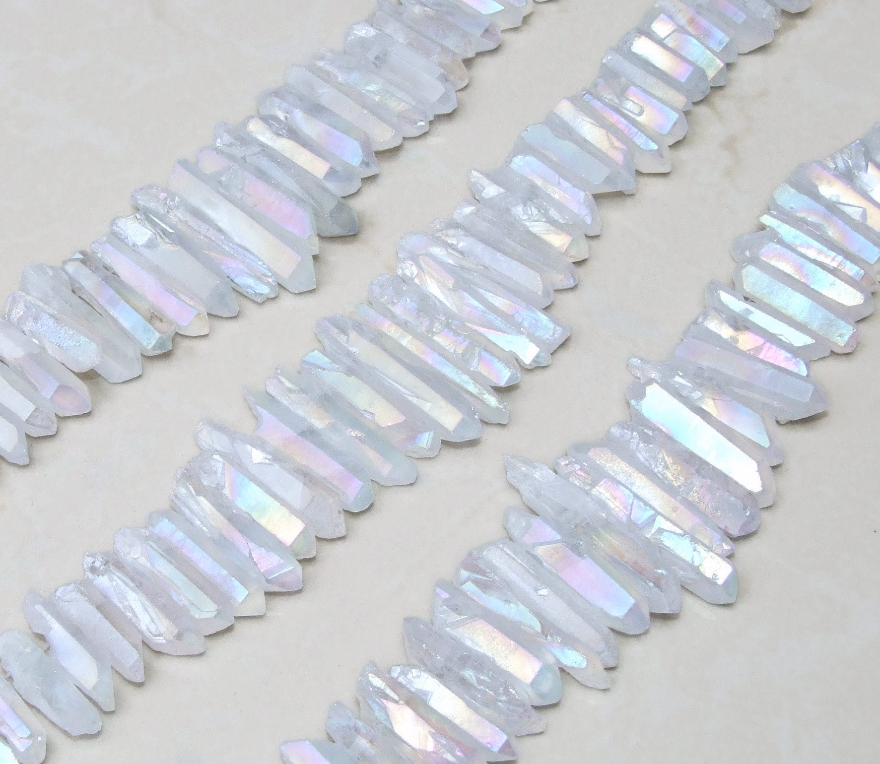 Crystal Clear Tri Beads 500pc #TRIT02