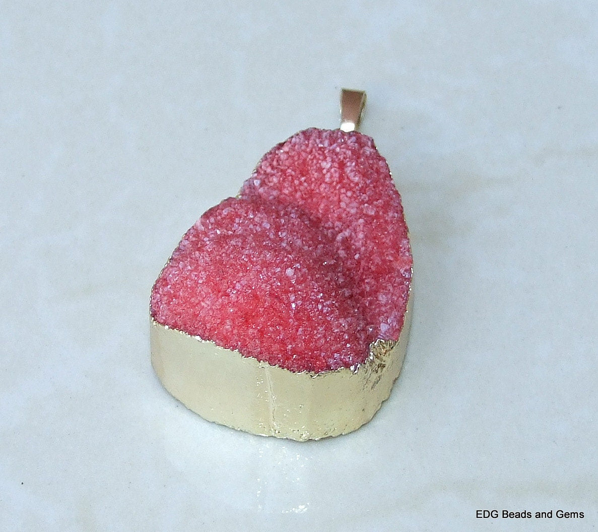 ON SALE Red Agate Quartz Druzy Pendant, Quartz Druzy Pendant - Geode - Gold Edge - 30mm x 40mm - 8248 - EDGBeadsandGems
