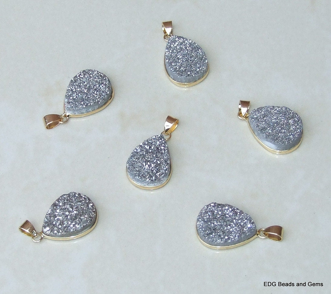 Small Silver Druzy Pendant, Geode Pendant, Gemstone Pendant, Druzy Bracelet, Druzy Quartz, Small Geode, Gold Plated, 17mm x 22mm - EDGBeadsandGems