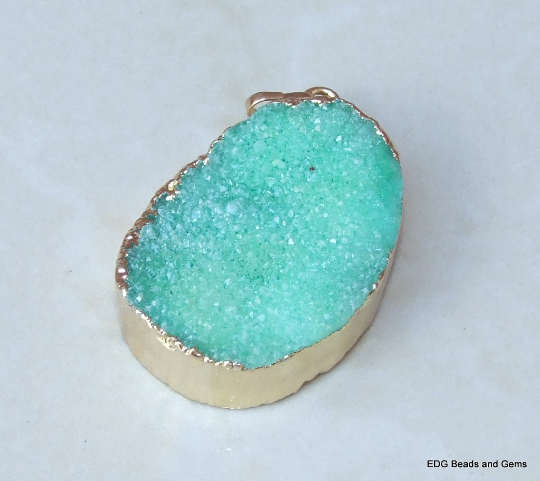 Green Druzy Pendant - Quartz Druzy Agate Pendant - Large Druzy Pendant - Gold Plated Edge and Bail - 28 mm x 37 mm - 4907 - EDGBeadsandGems