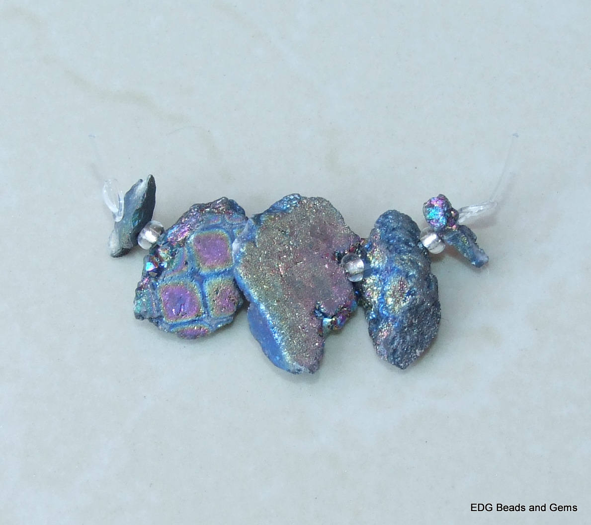 Rainbow Druzy Chips. Graduated Druzy Agate Quartz Pendant Chips. Crystal Druzy Agate Pendant Bead - 5 stones - 8772 - EDGBeadsandGems