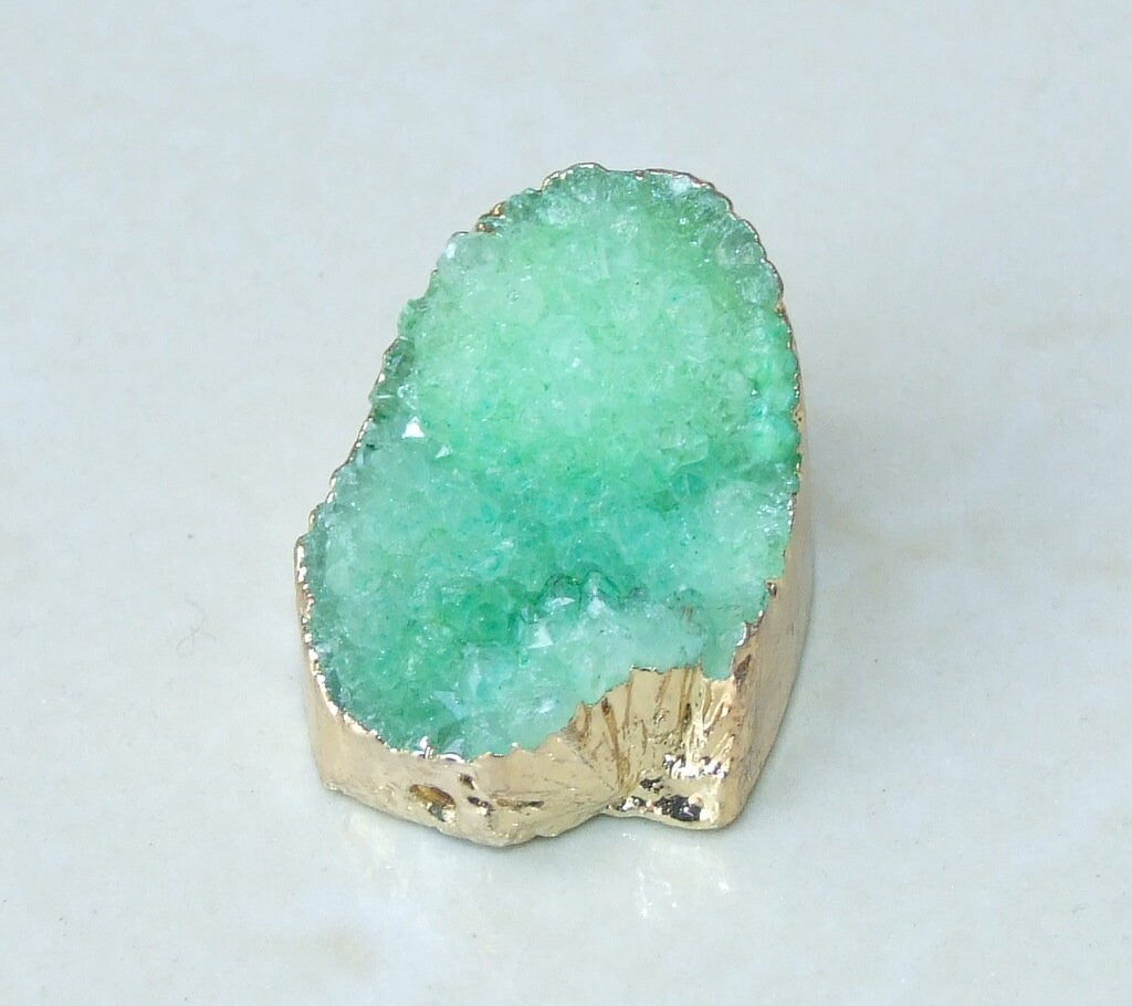 Green Druzy Connector, Druzy Pendant. Gold Plated Edge - Center Drilled - Crystal Druzy Agate Pendant Bead - 25mm x 32mm - 3692 - EDGBeadsandGems