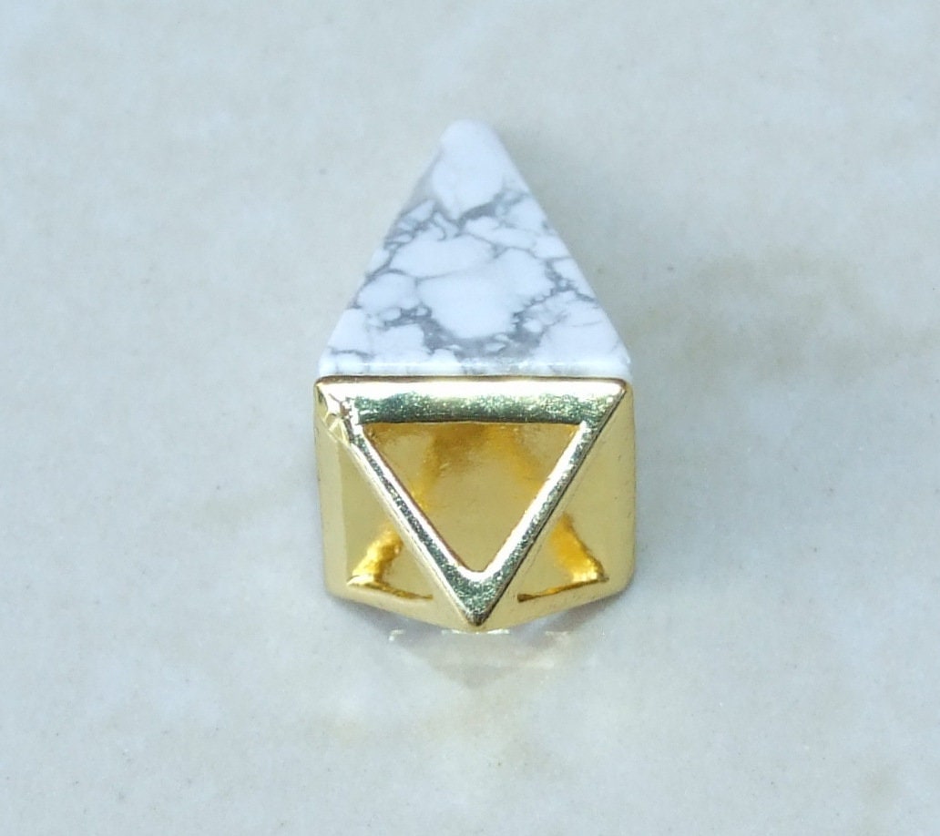 Howlite Pendant - Pyramid Pendant - Triangle Pendant - Howlite Point - Gemstone Pendant - BOHO - Healing - Gift - Gold Plated - 15mm x 34mm - EDGBeadsandGems