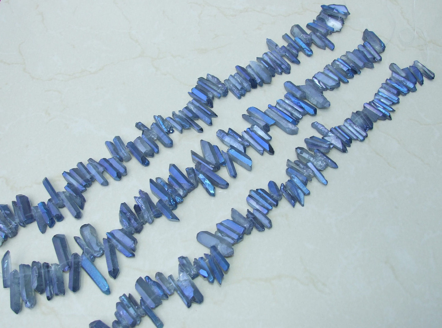 Clear Sky Blue Titanium Quartz Points, Quartz Crystal, Crystal Points, Raw Crystal Quartz, Random Length, Gemstones Beads - 15mm - 30mm - EDGBeadsandGems