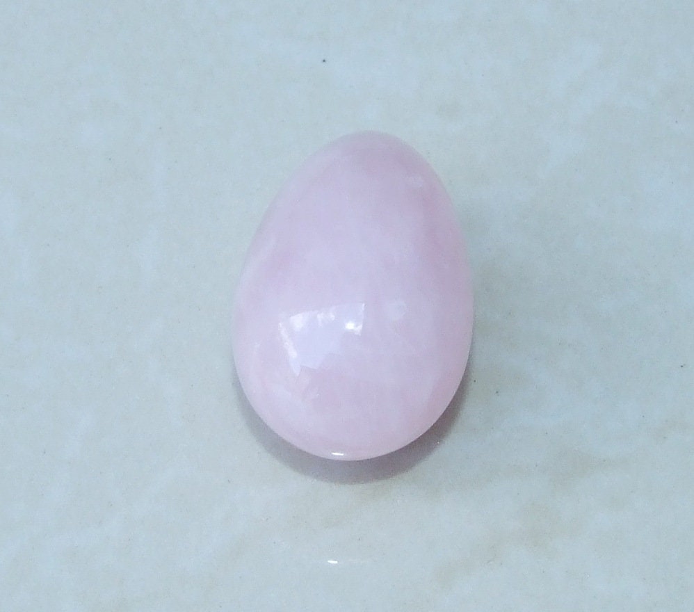Rose Quartz Easter Egg Pendant, Natural Rose Quartz Pendants, Carved Pendant, Gemstone Pendant, Jewelry Pendant, Fertility Egg, 25mm x 40mm - EDGBeadsandGems