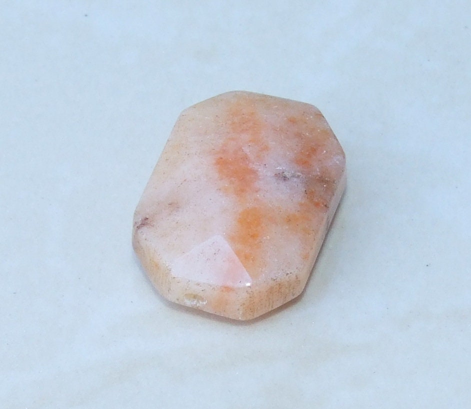 Yellow Aventurine Faceted Bead, Natural Stone, Faceted Gemstone Bead, Gemstone Pendant, Centered Drilled, Single Stone, 20mm x 30mm - 9046 - EDGBeadsandGems