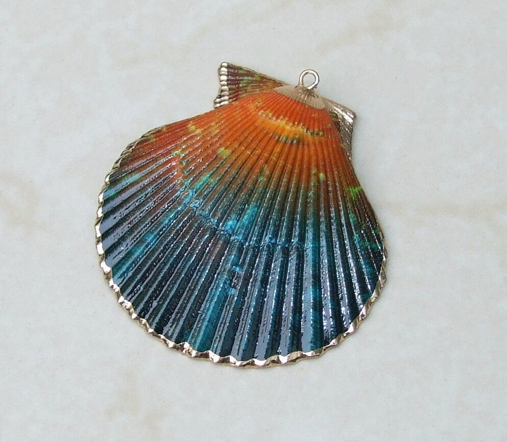Pink And Green Hand Painted Ocean Inspired SCALLOP SHELL JEWELRY, Natural Gold Plated Edge Loop Pendant, Beachy Necklace, Gift For Her 05D - EDGBeadsandGems
