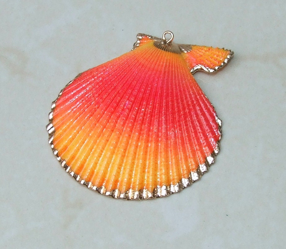 Hand Painted Scallop Shell Pendant, Gold Edge Loop, Natural Seashell, Sea Shell, Shell Necklace, Beach Jewelry, Ocean Seashell, 35-60mm 05N - EDGBeadsandGems