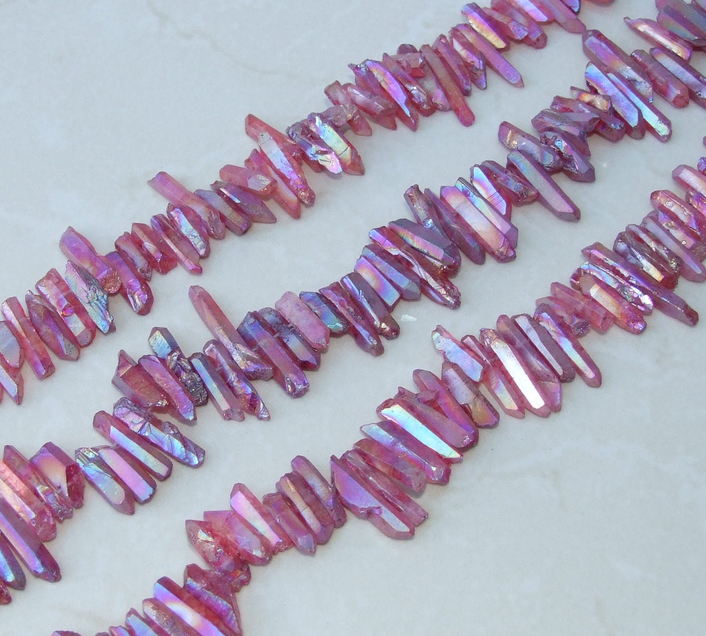 Dark Red Titanium AB Quartz Points, Quartz Points Strand, Raw Random Length Quartz Points, Quartz Crystal Points, Gemstone Beads, 20-30mm - EDGBeadsandGems