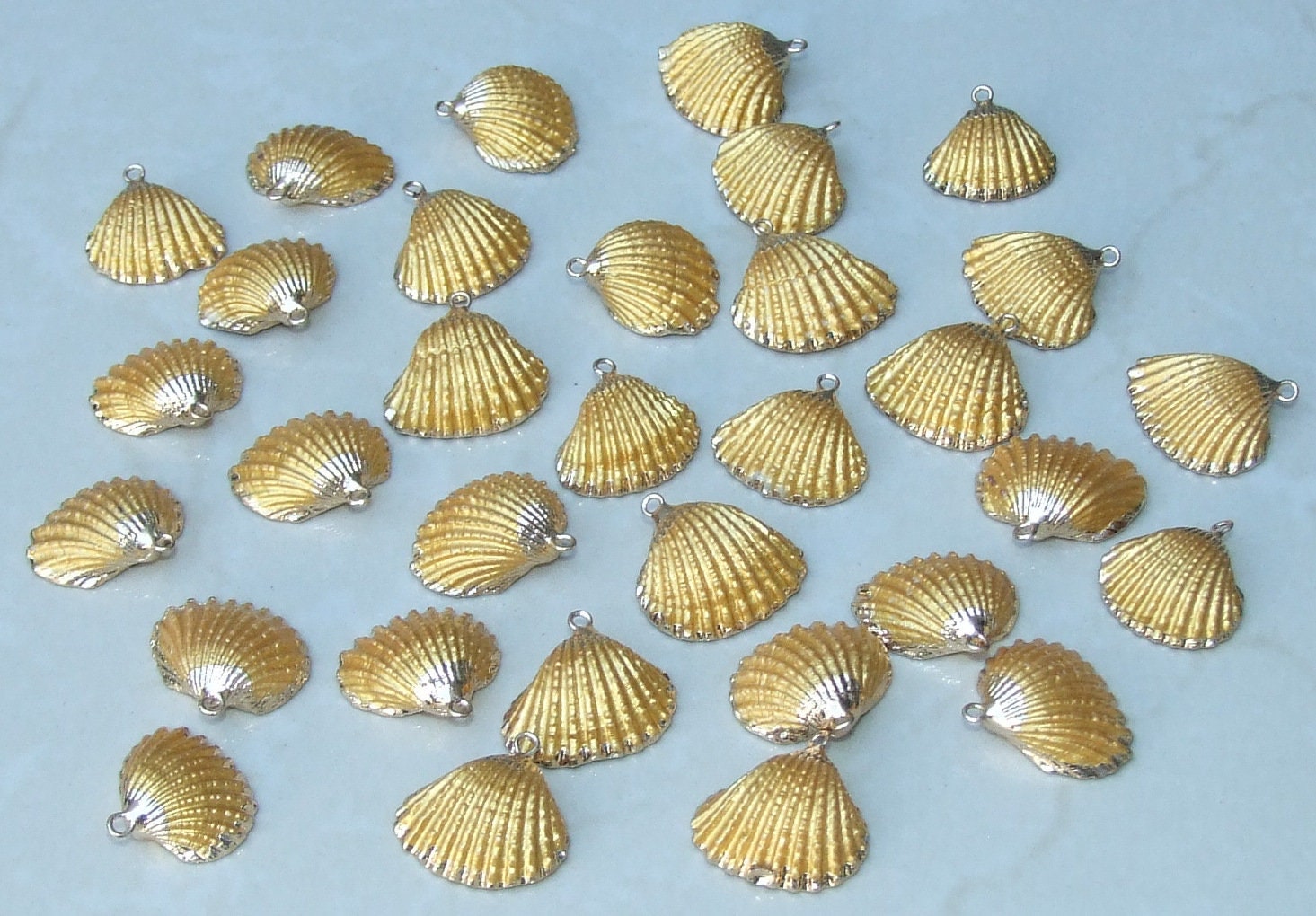 Small Gold Seashell Small Gold Natural Seashell, Sea Shell Pendant, Clam Shell, Shell Bead ...