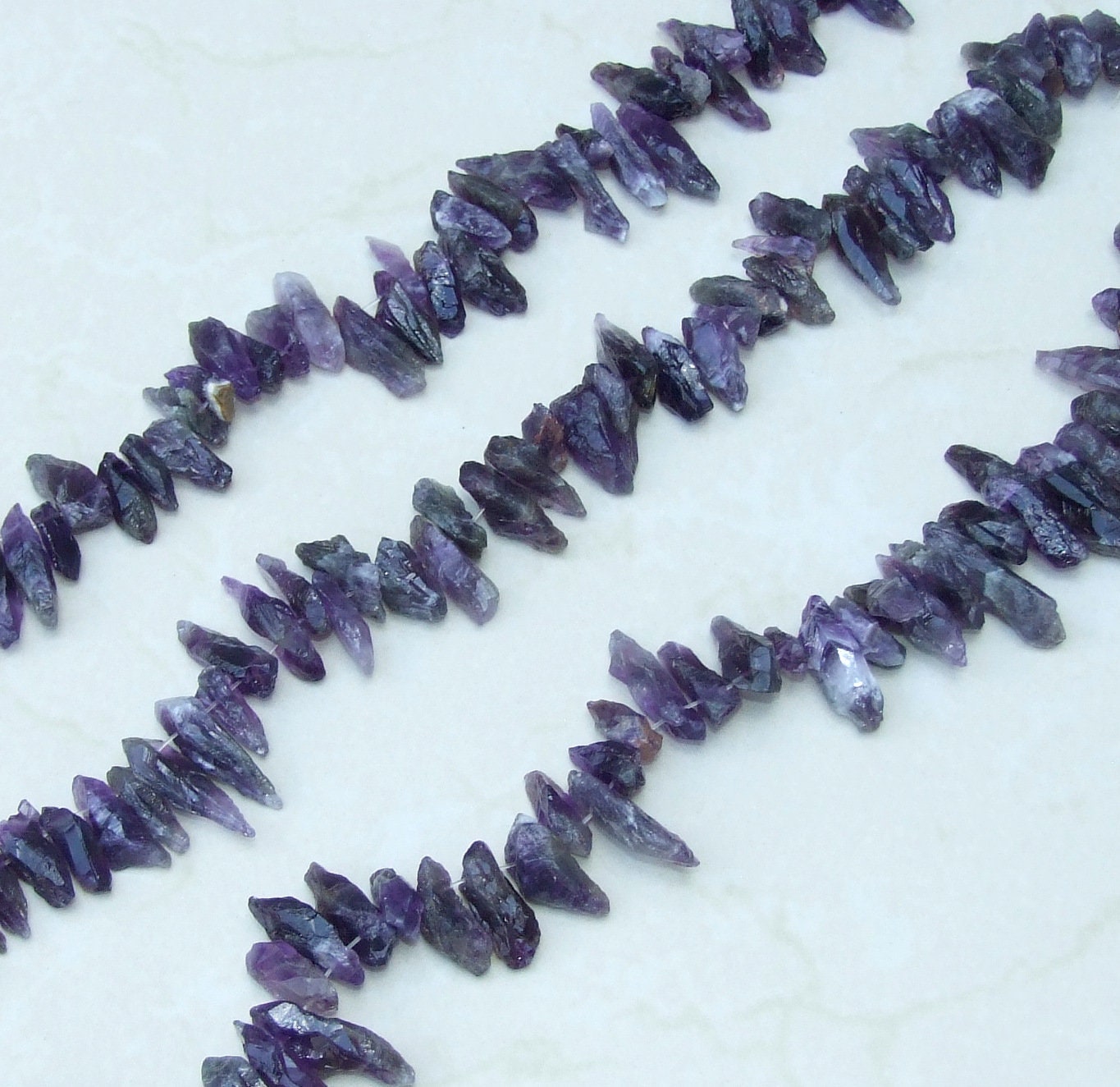 Small Raw Amethyst Quartz Points, Deep Purple Quartz Amethyst Beads, Gemstone Beads, Gemstone Pendants, Jewelry Stones, Half Strand, 20-30mm - EDGBeadsandGems