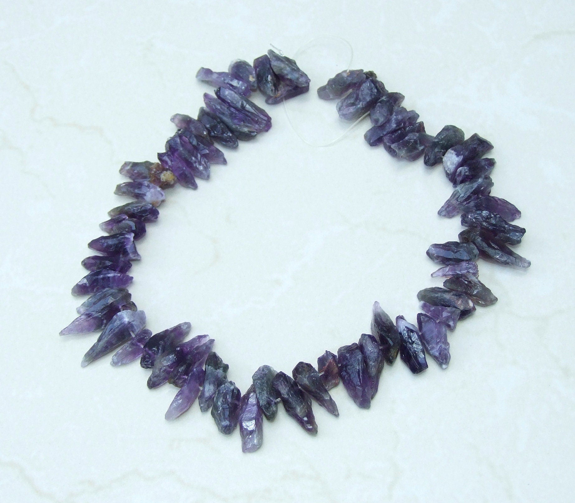 Small Raw Amethyst Quartz Points, Deep Purple Quartz Amethyst Beads, Gemstone Beads, Gemstone Pendants, Jewelry Stones, Half Strand, 20-30mm - EDGBeadsandGems