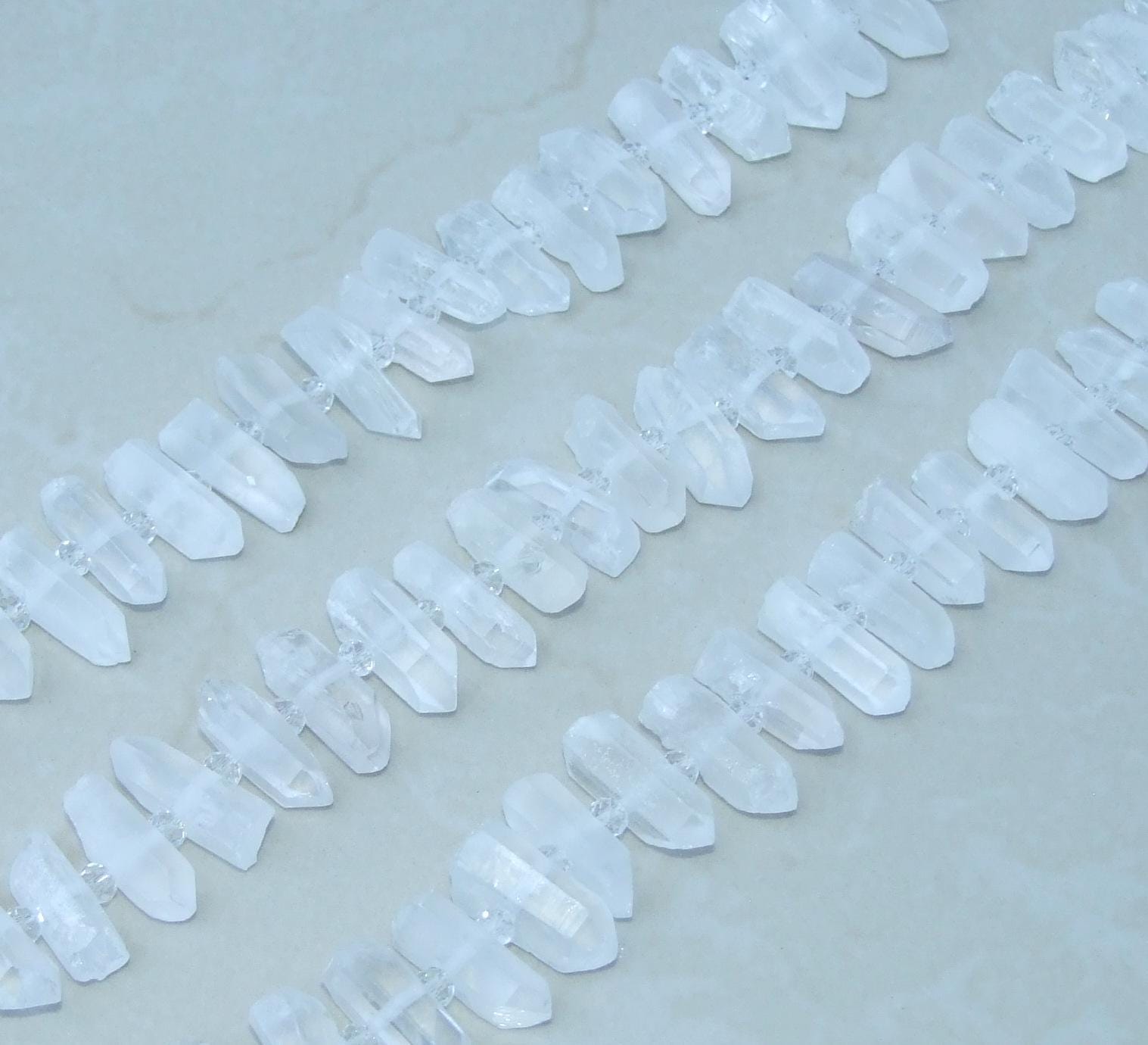 Clear Raw Terminated Quartz Points, Crystal Beads, Quartz Gemstone, Crystal Points, Half Strand, 25-28mm x 7-8mm, 15-16 Points - EDGBeadsandGems