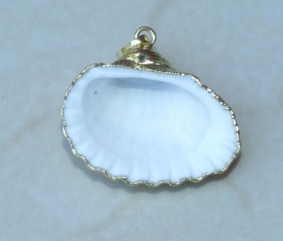 Black Gold Seashell, Natural Sea Shell Pendant, Clam Shell, Bead Pendant, Gold Plated, Ocean, Beach, Summer, BOHO, 20mm to 25mm, 09-A - EDGBeadsandGems