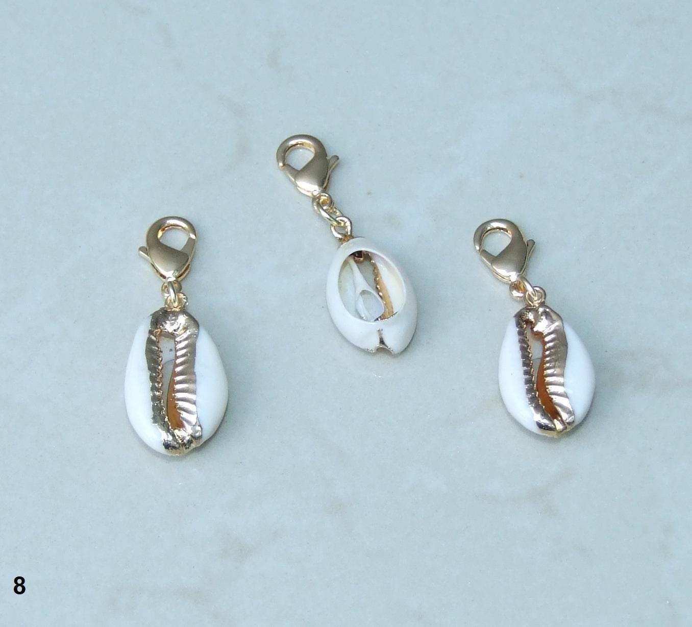 4/10 Gold or Silver Plated Cowrie Shell Money Shell Pendants, Natural Shell Beach Jewelry, Beach Necklace, Seashell jewelry, 18-22mm, 4-19 - EDGBeadsandGems