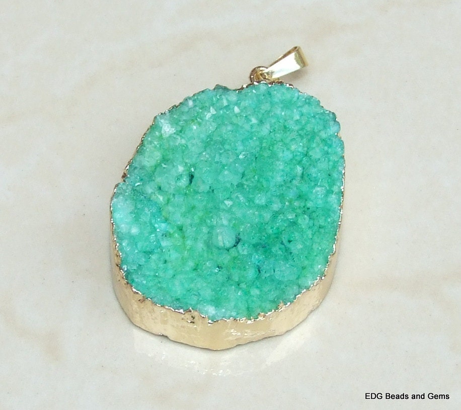 ON SALE Green Druzy Pendant - Quartz Druzy Agate Pendant - Large Druzy Pendant - Gold Plated Edge and Bail - 31mm x 42mm - 6595 - EDGBeadsandGems