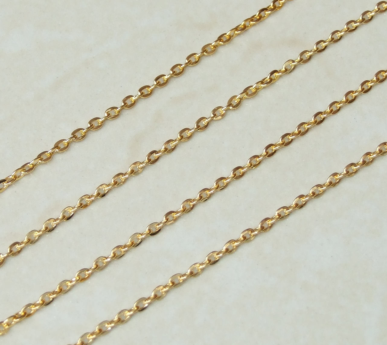 Oval Link Cable Chain, Flat Cable Chain, Jewelry Chain, Necklace Chain, Gold Plated Chain, Body Chain, Bulk Chain, 3.5mm x 3mm, 25Y-G