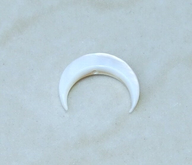 Five Freshwater Shell Beads, Double Horn, Crescent Moon Shell, Creamy White, 1mm Hole, Center Drilled, Shell Pendant, 10mm x 12mm