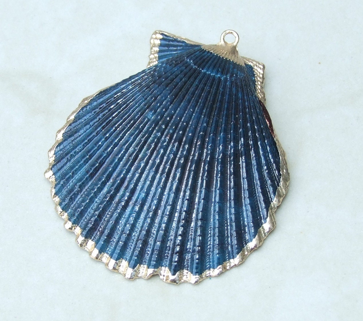 Hand Painted Scallop Shell Pendant, Gold Edge Loop, Natural Seashell, Seashell Necklace, Beach Jewelry, Ocean Seashell, 45mm, 55mm 05B